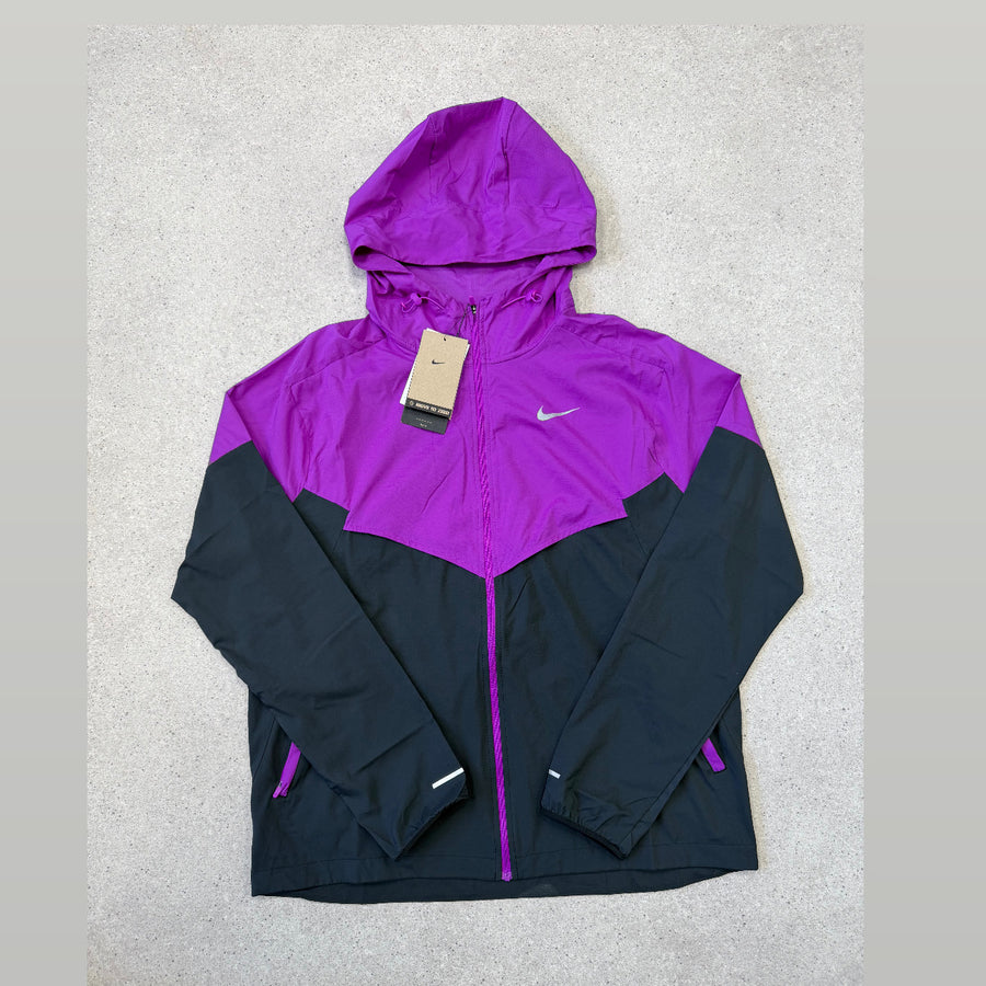 NIKE UV WINDBREAKER - VIVID PURPLE / BLACK
